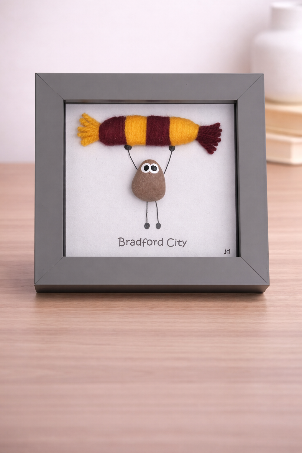 Bradford City Gift for Football Fan – Handmade Pebble Art Frame – Supporter Decor - Unique Keepsake
