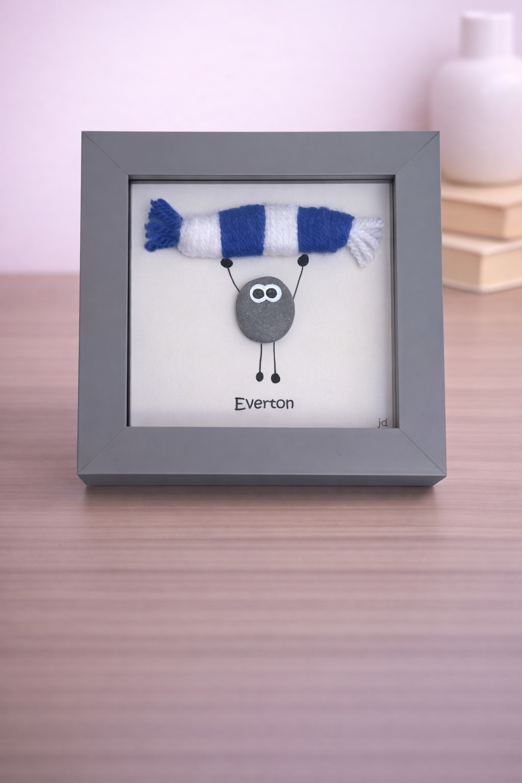 Everton Gift for Football Fan – Handmade Pebble Art Frame – Supporter Decor - Unique Keepsake