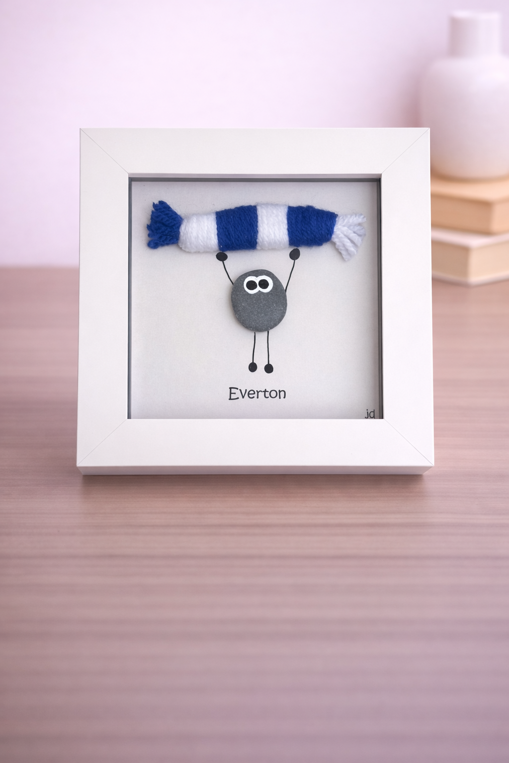 Everton Gift for Football Fan – Handmade Pebble Art Frame – Supporter Decor - Unique Keepsake